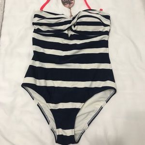One piece bathing suit
